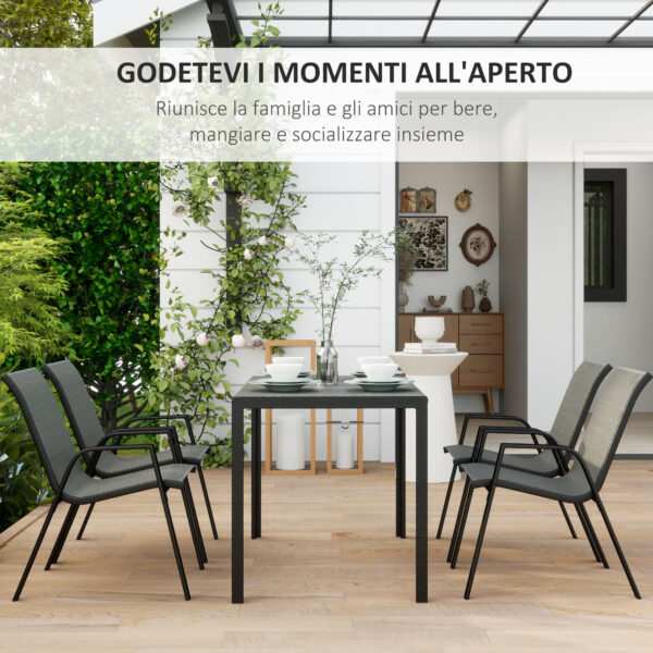 Set da Giardino in Rattan PE con Tavolo da Pranzo e 4 Sedie Impilabili, Grigio